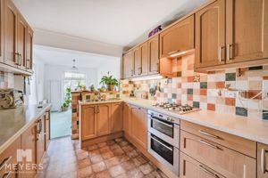 Kitchen- click for photo gallery